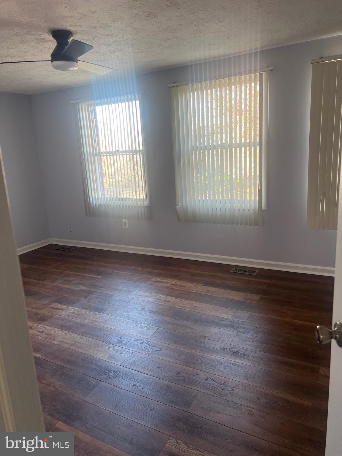 MIDDLEBROOK COMMONS - Residential