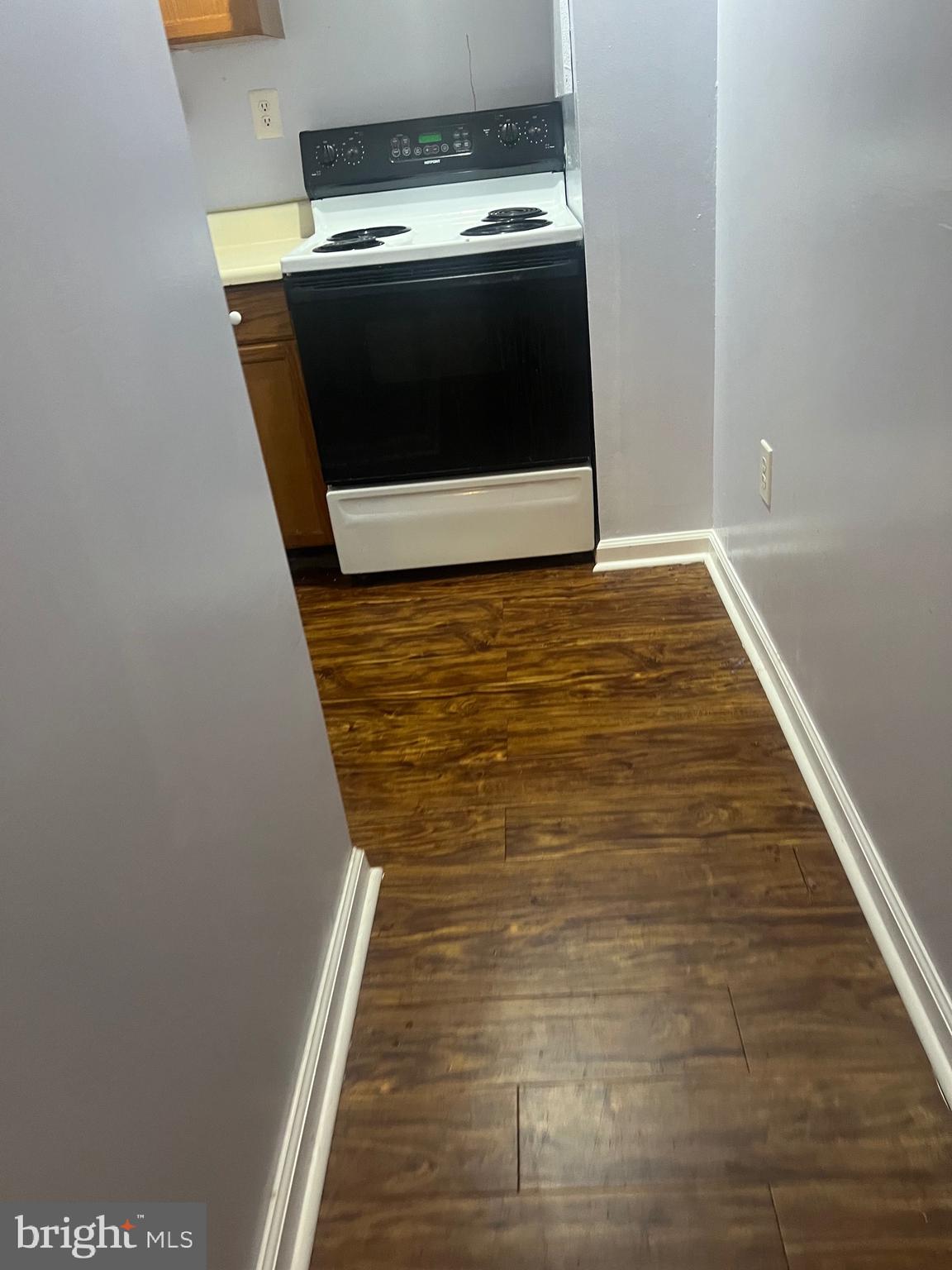 MIDDLEBROOK COMMONS - Residential