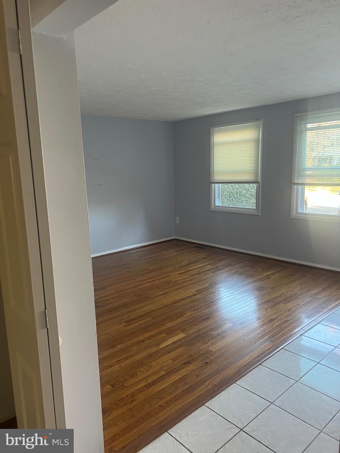 MIDDLEBROOK COMMONS - Residential