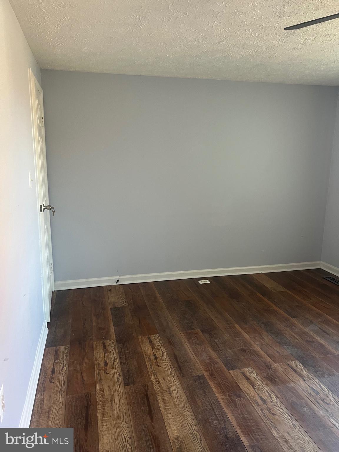 MIDDLEBROOK COMMONS - Residential