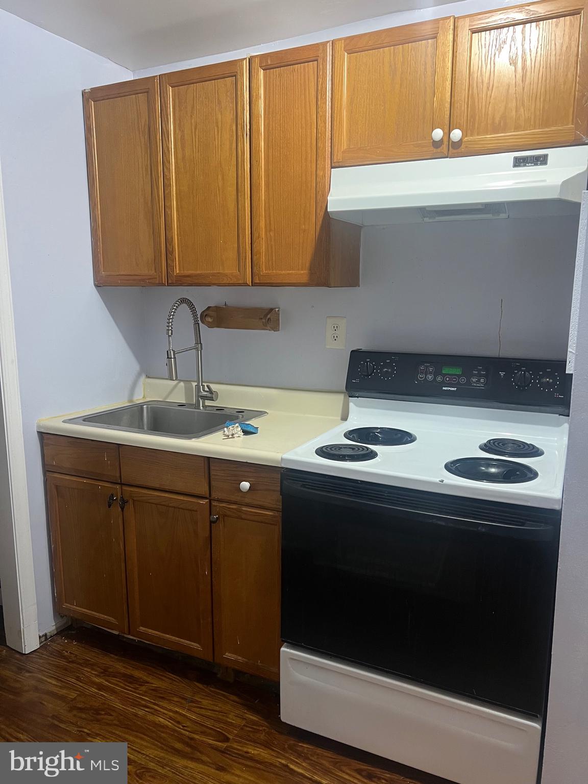 MIDDLEBROOK COMMONS - Residential