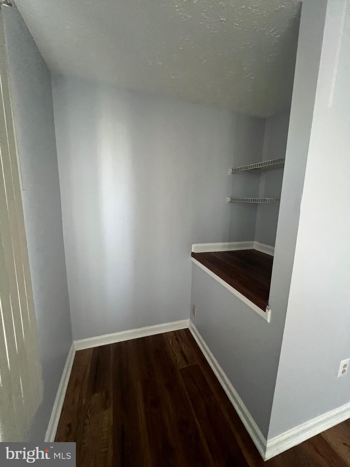 MIDDLEBROOK COMMONS - Residential