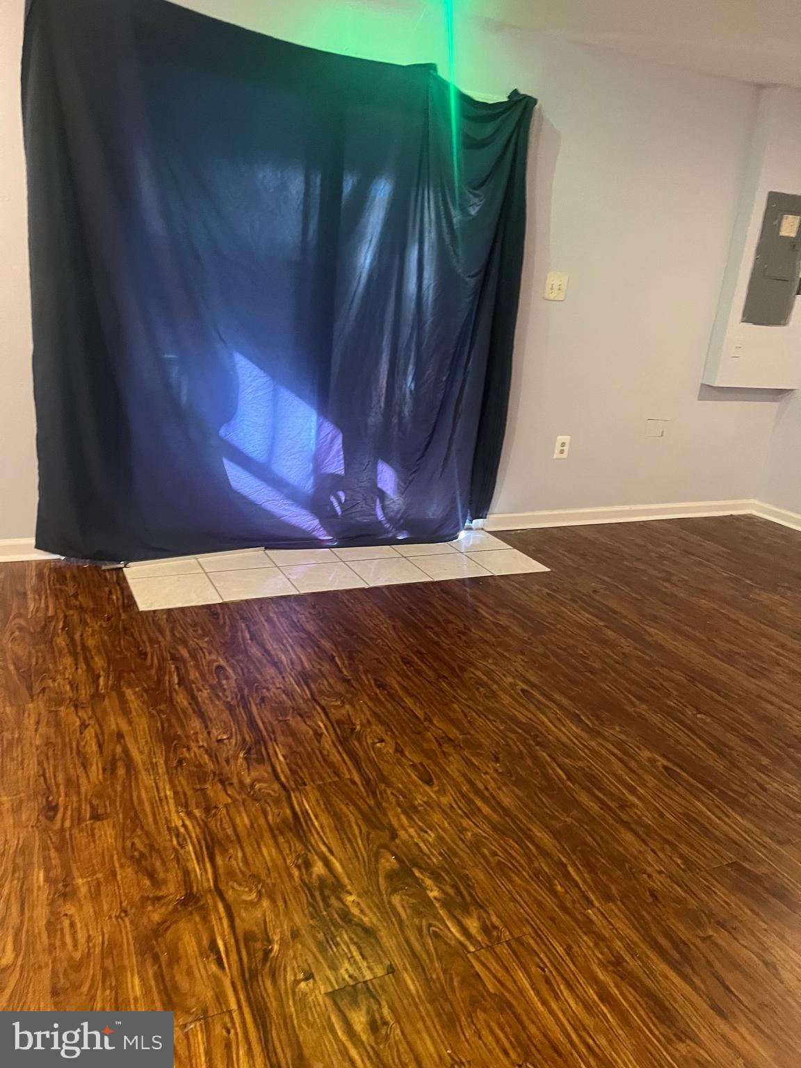 MIDDLEBROOK COMMONS - Residential