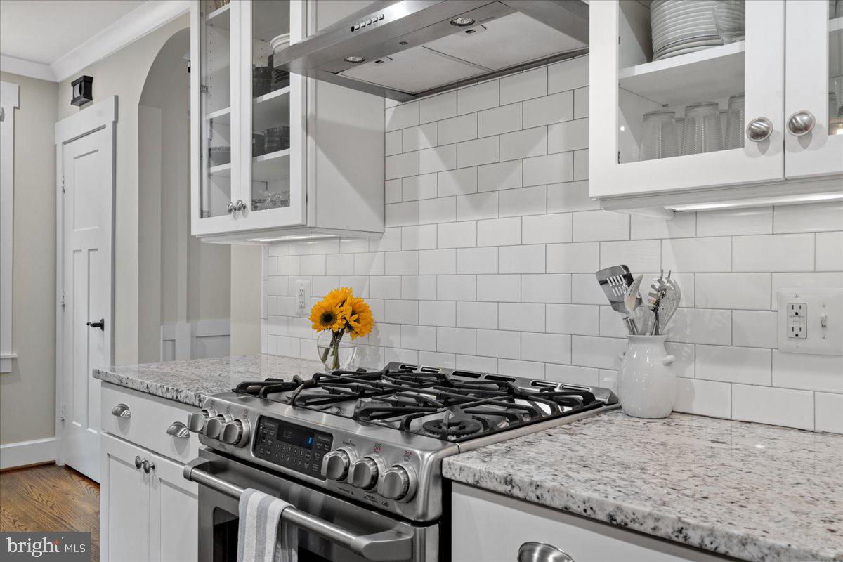 ROSEMONT - Residential