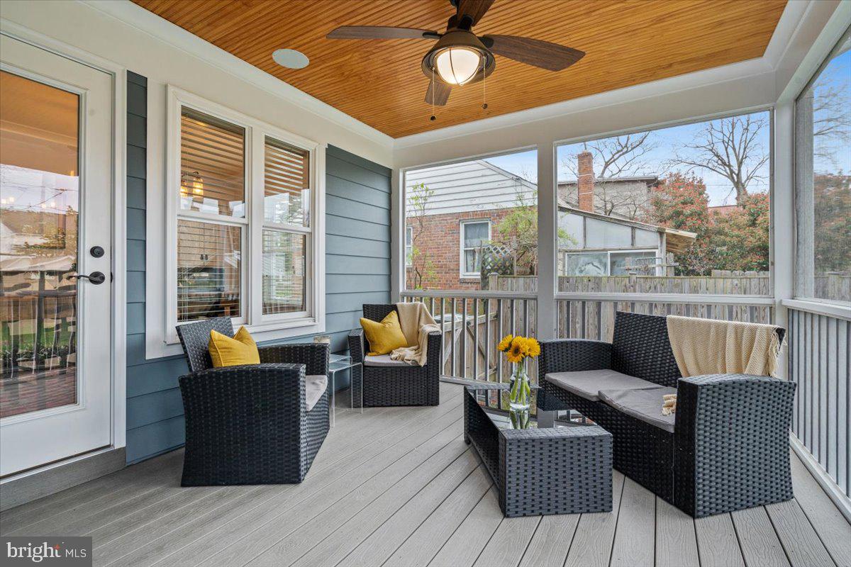 ROSEMONT - Residential