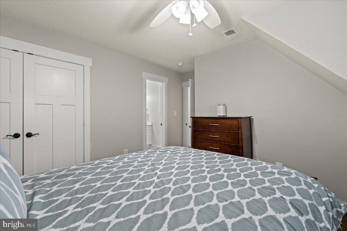 ROSEMONT - Residential