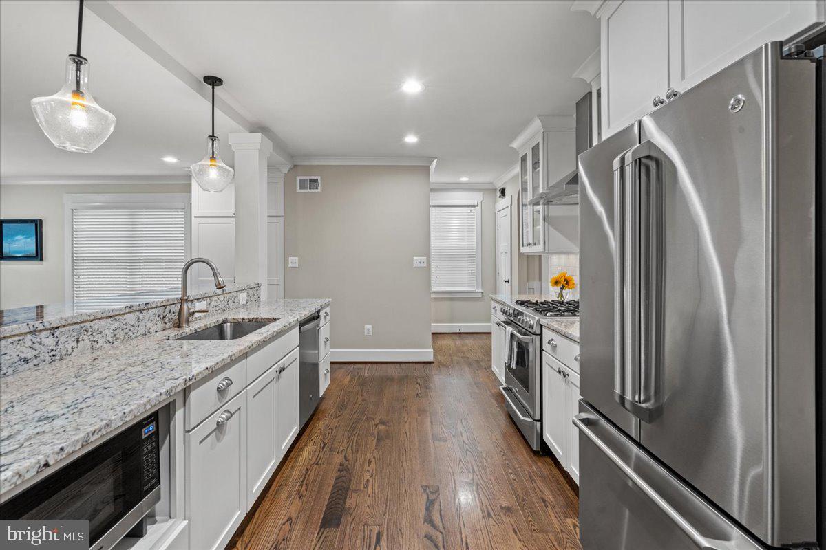 ROSEMONT - Residential