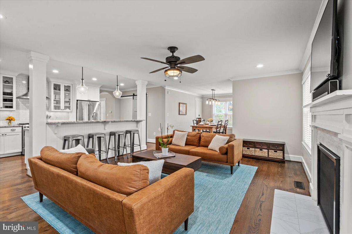 ROSEMONT - Residential