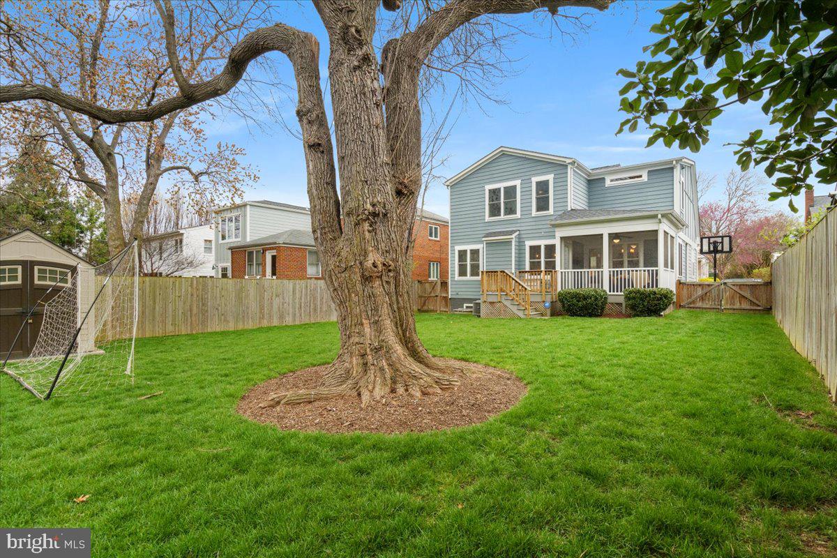 ROSEMONT - Residential