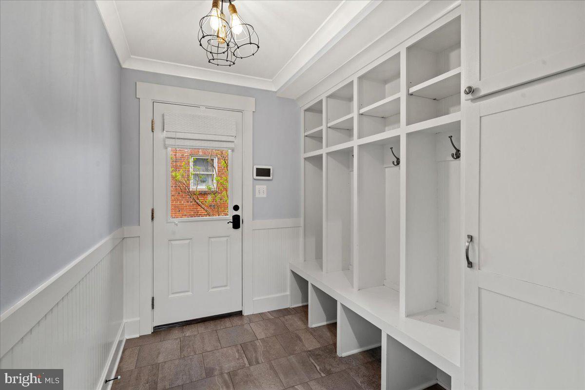 ROSEMONT - Residential