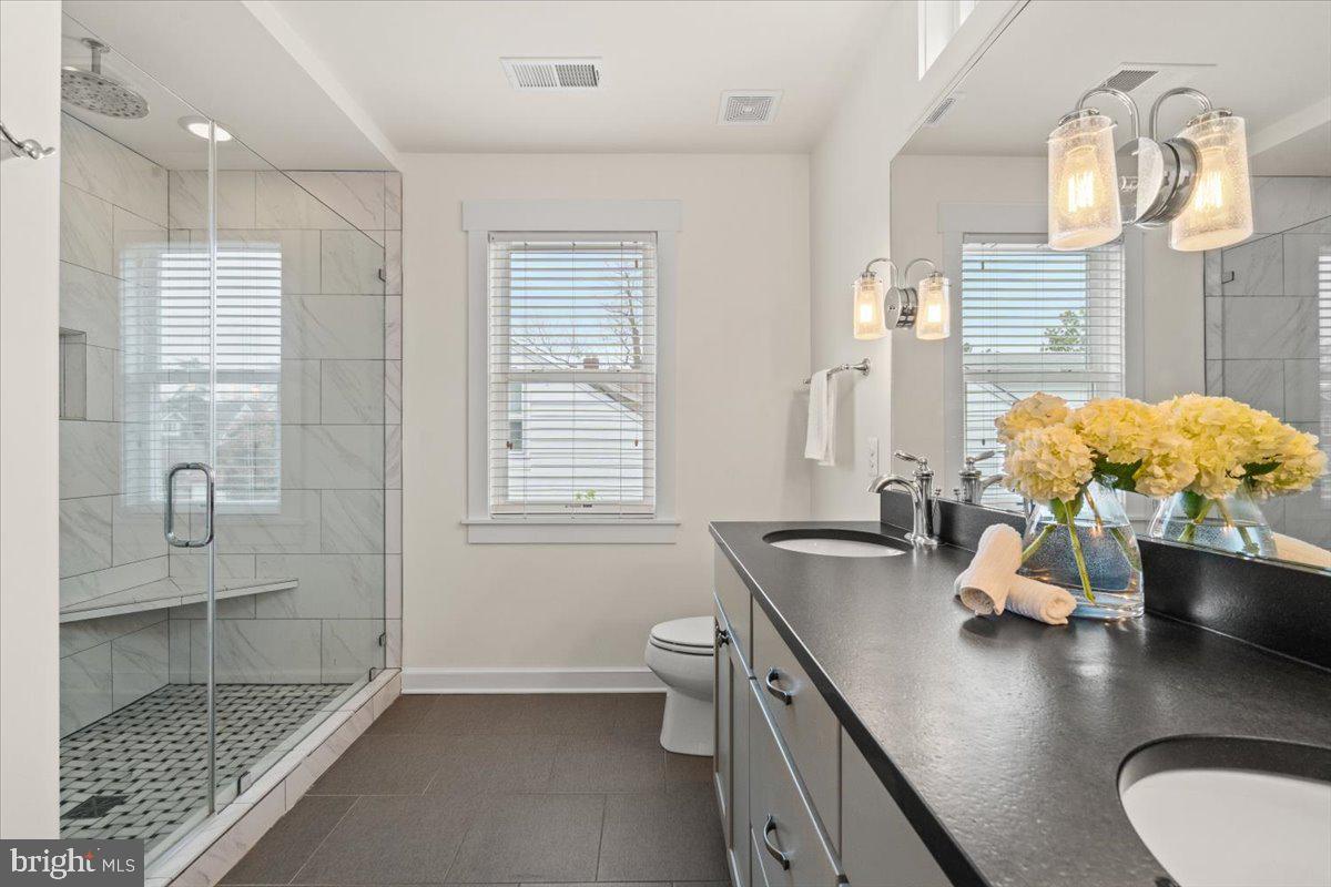 ROSEMONT - Residential