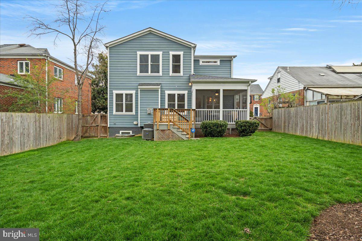 ROSEMONT - Residential