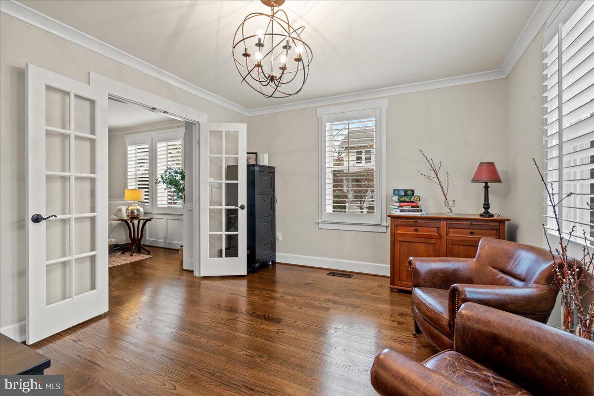 ROSEMONT - Residential