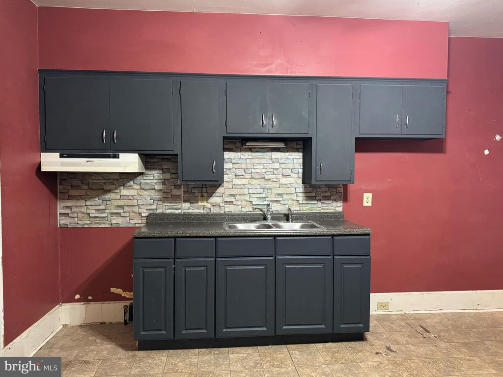 Photo of 53 S Poplar Street, Elizabethtown, PA 17022 (MLS # PALA2058002)