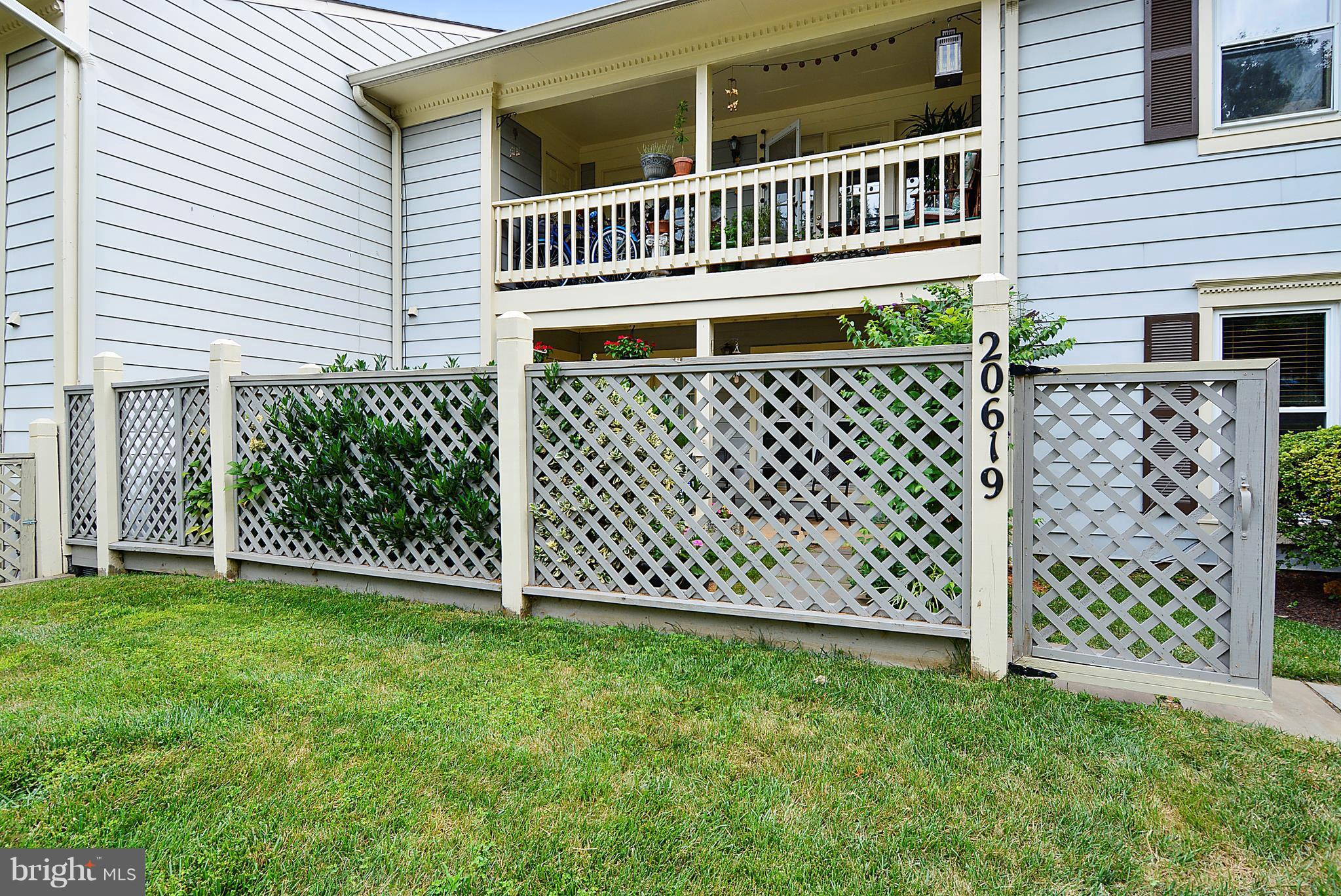 Completely renovated ground floor unit that shines!New paint,new wood floors,new HVAC,new H20 heater,new SS appliances, new vanity with granite,new stackable washer all in 2017, 2-sided fireplace with mantle in Lvg rm & Master bedroom.Built-ins,dual flush toilet,newer windows 2008,ceramic tiled floors,glass backsplash,built in microwave and more. Close to I-270 and downtown Germantown.MARC nearby.