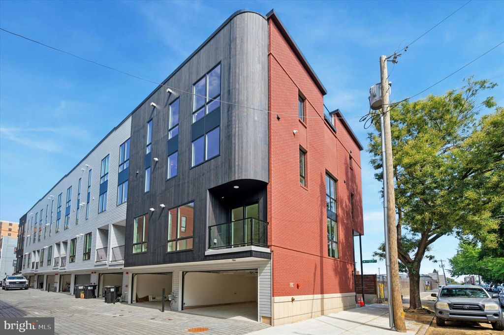 Photo of 616 N Brenna Walk, PHILADELPHIA, PA 19123 (MLS # PAPH2560932)