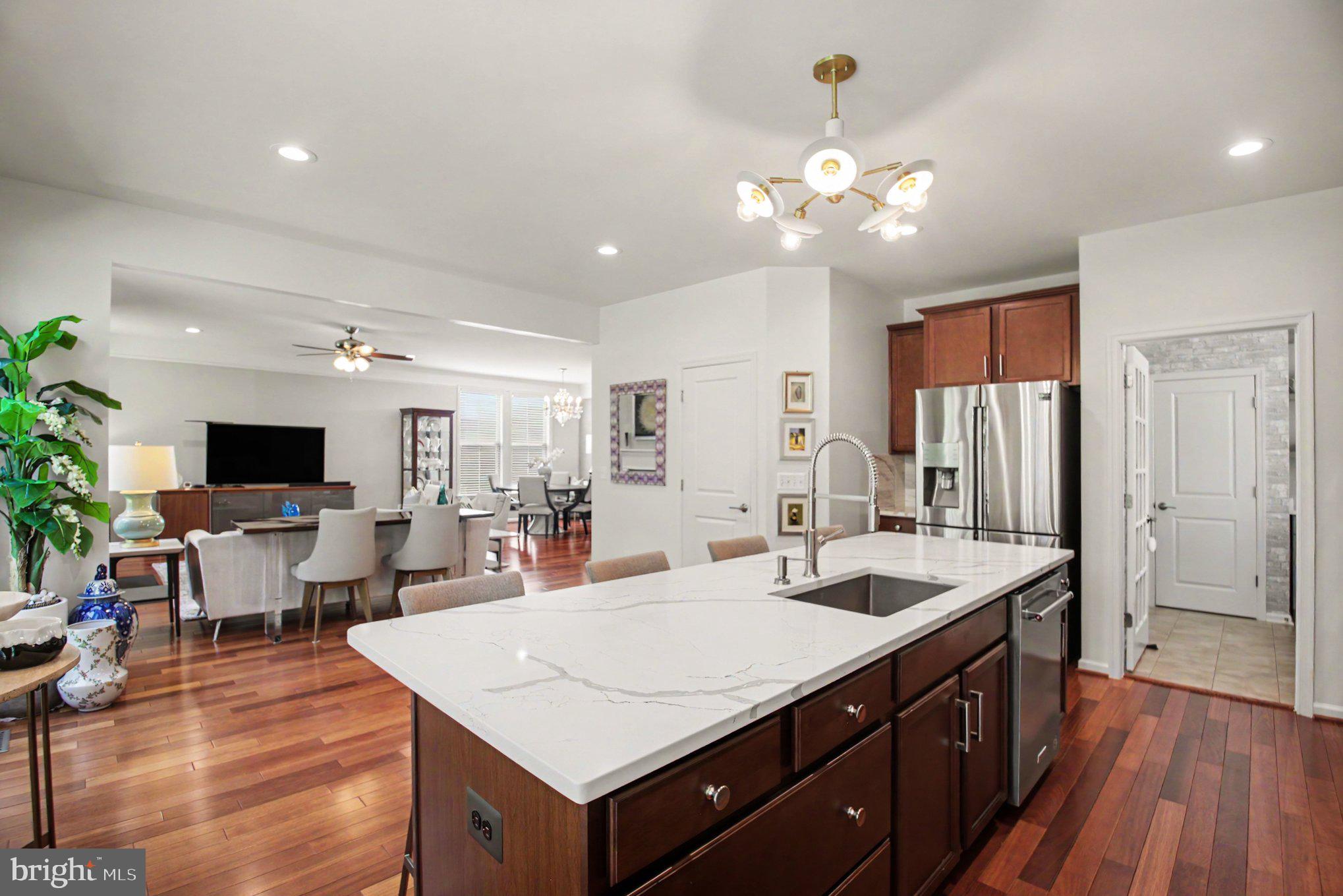 EASTVIEW AT STONE RIDGE - Residential