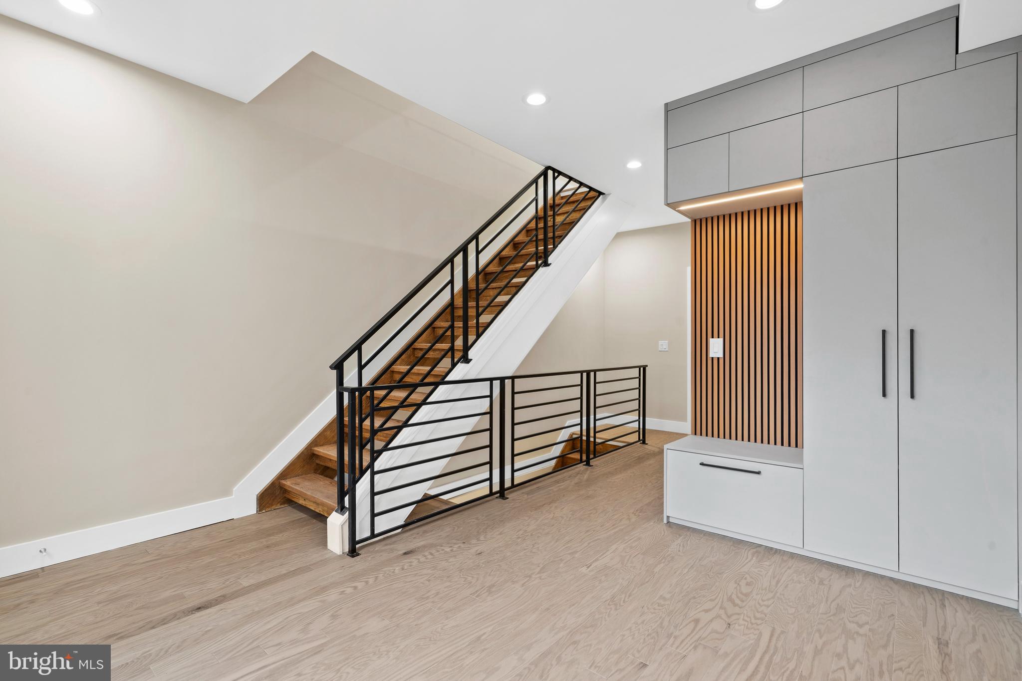 1031 S FAIRHILL STREET