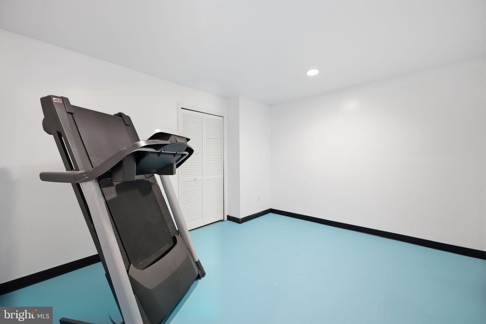 JAMES CREEK - Residential