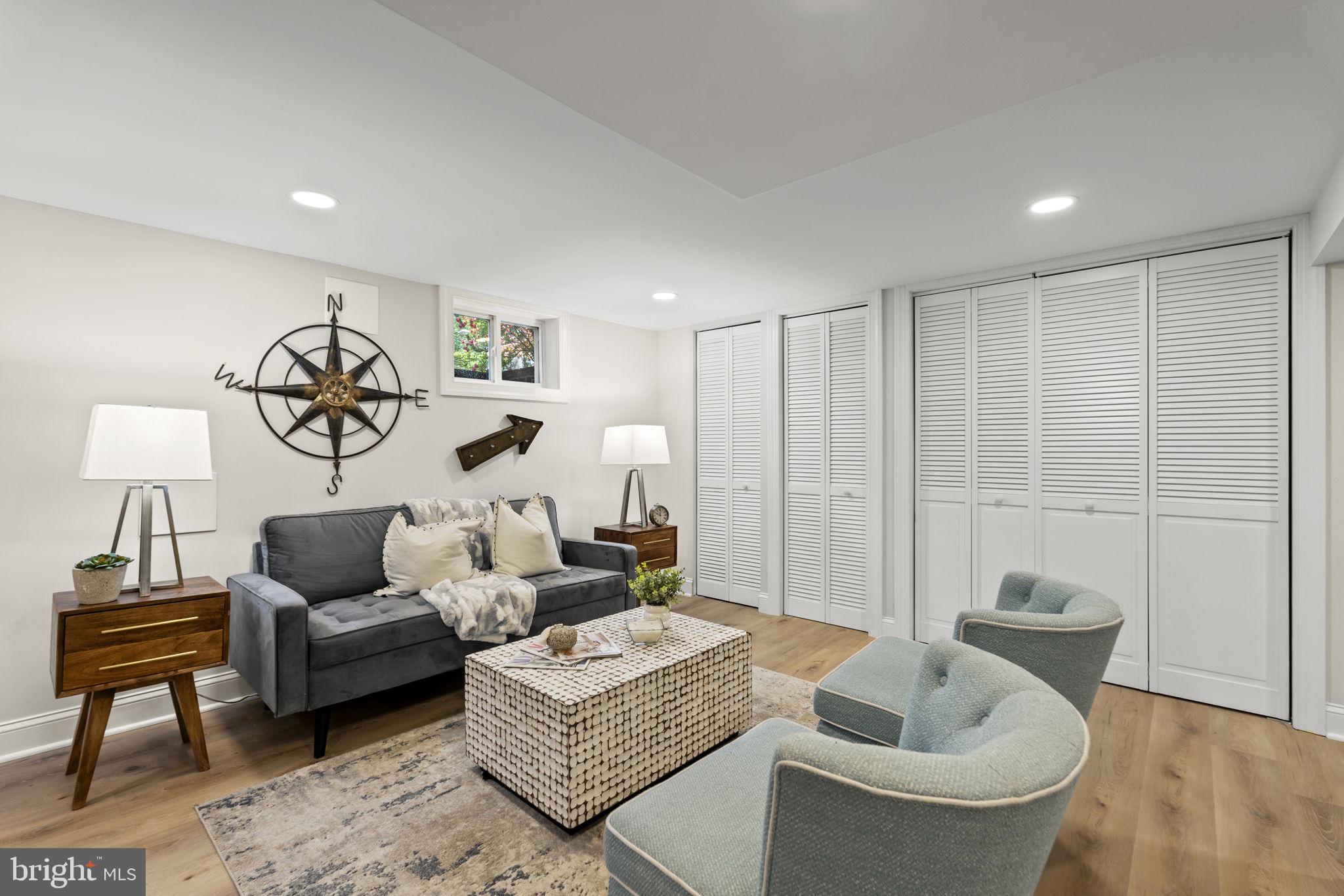 HIGHLAND VIEW - Residential