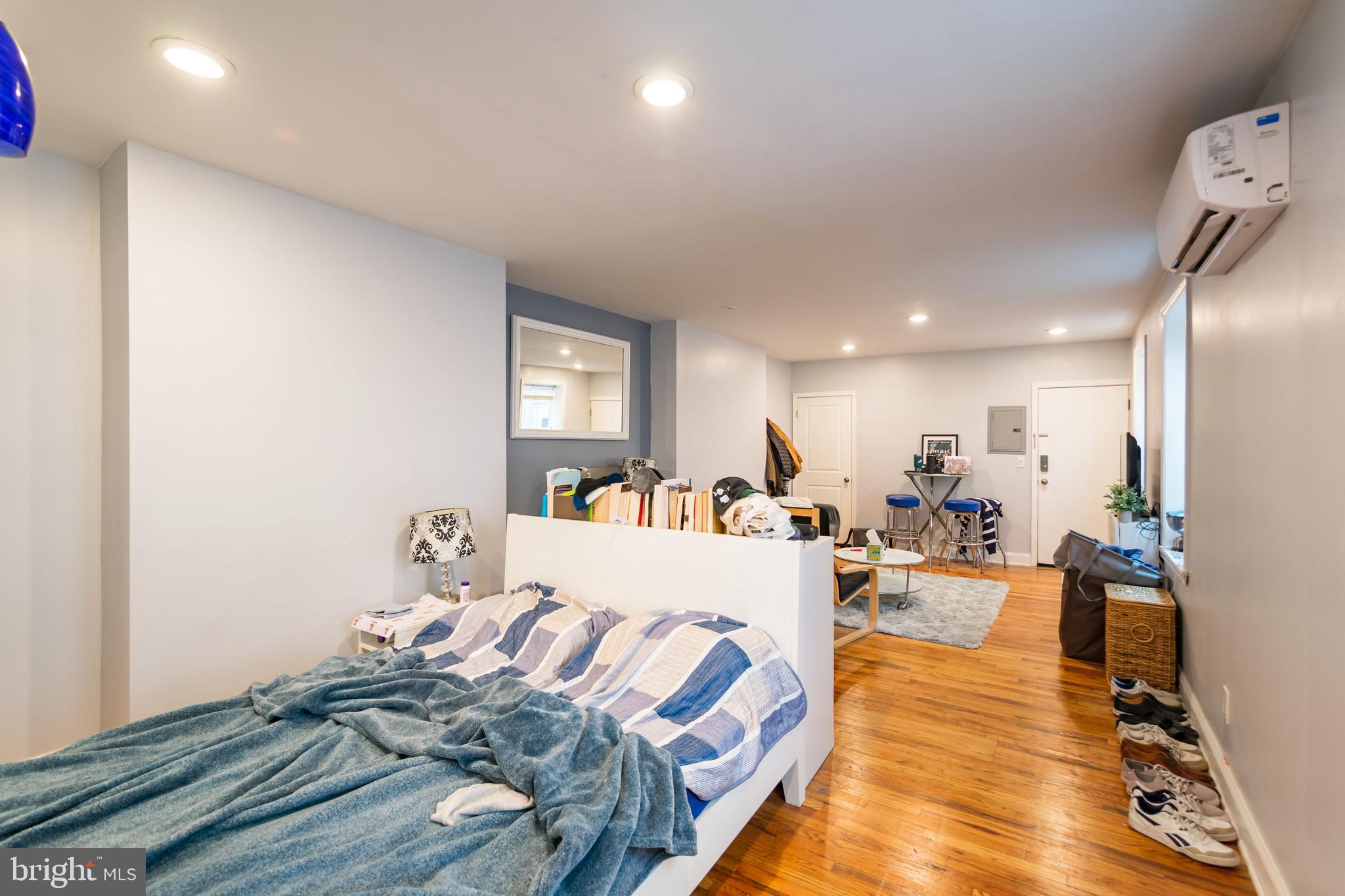 WASHINGTON SQ WEST - Residential Lease