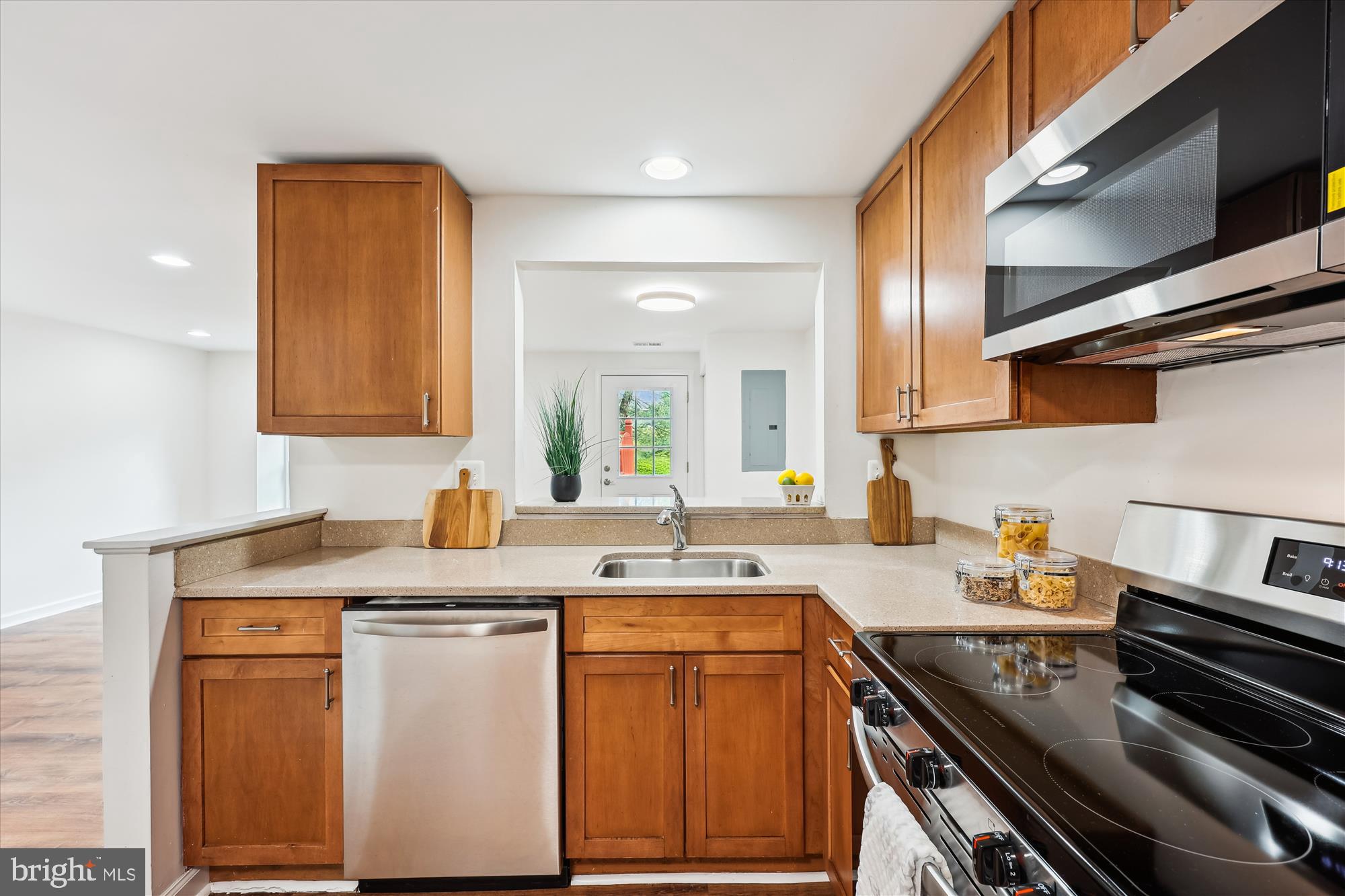 WATERS LANDING - Residential