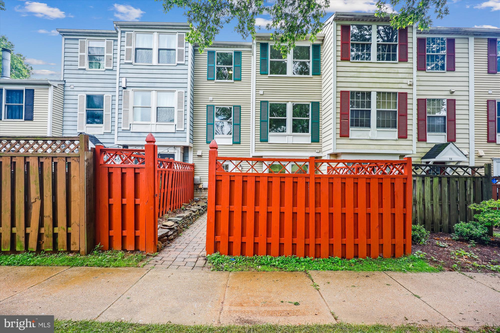 WATERS LANDING - Residential