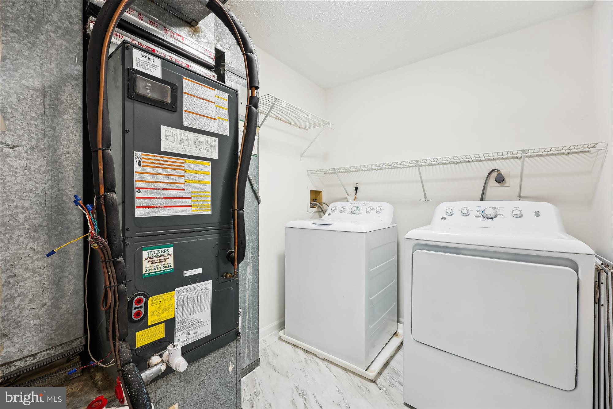 WATERS LANDING - Residential