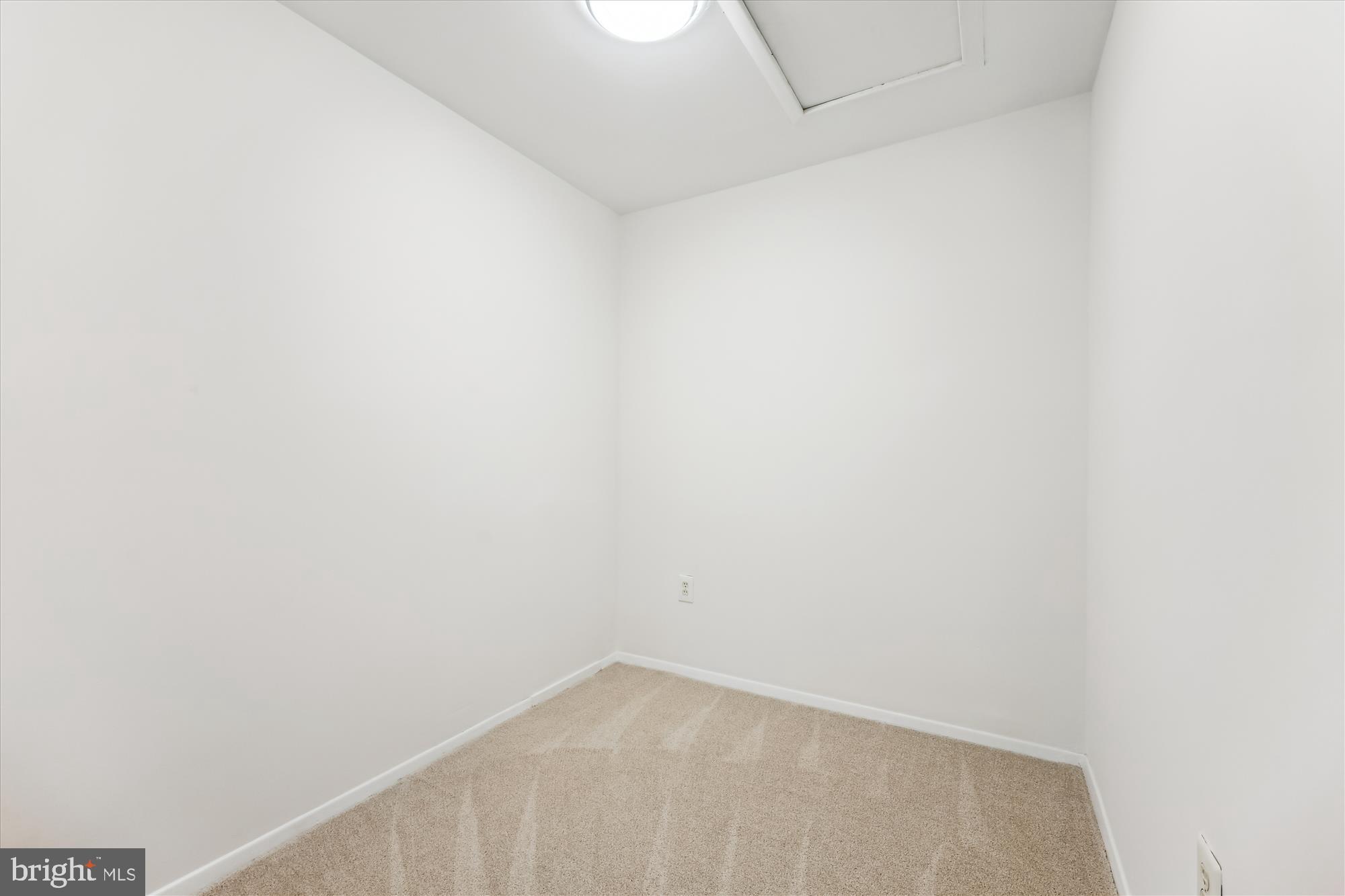 WATERS LANDING - Residential