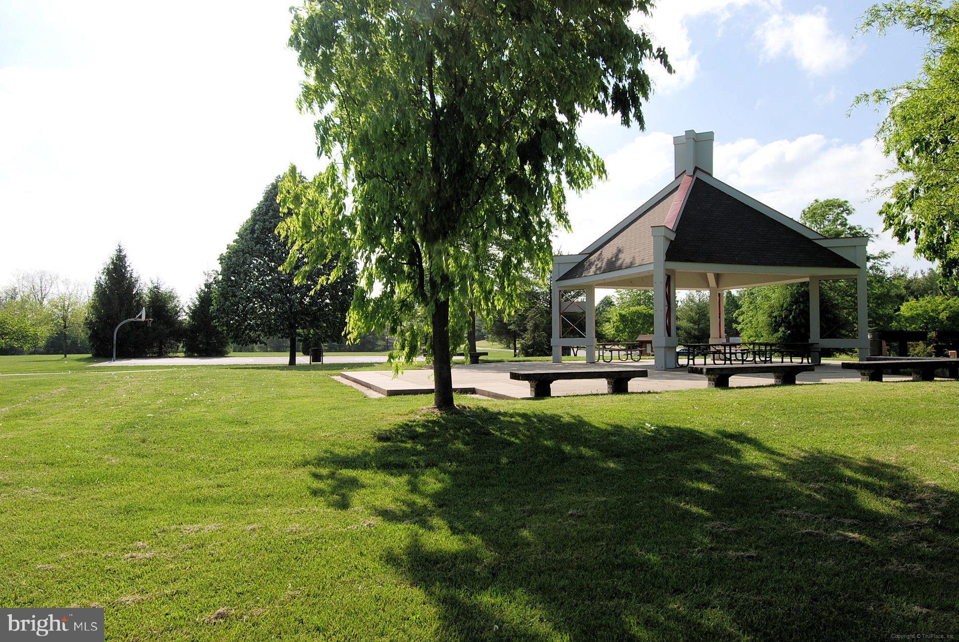 WATERS LANDING - Residential