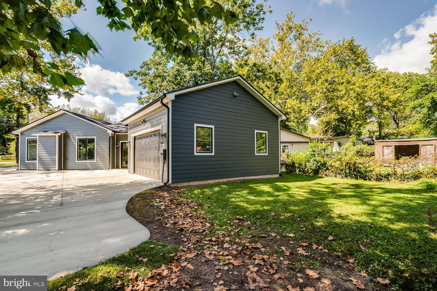 BELMONT - Residential