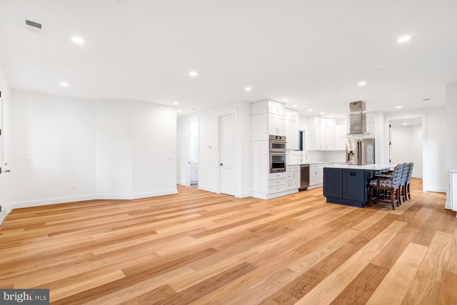 BELMONT - Residential