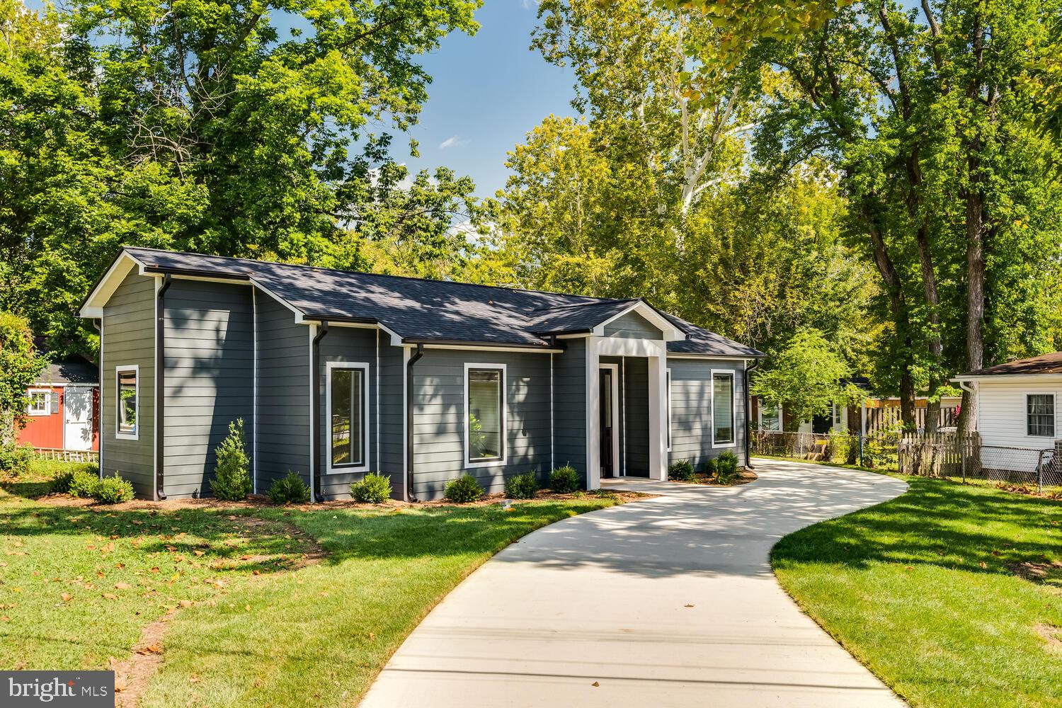 BELMONT - Residential