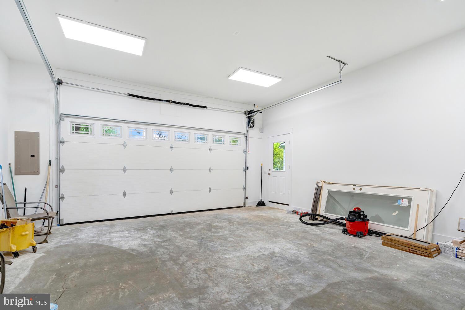 BELMONT - Residential