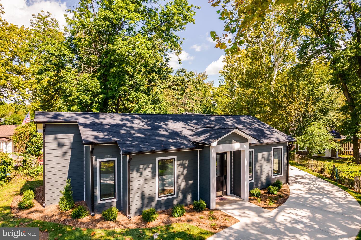 BELMONT - Residential