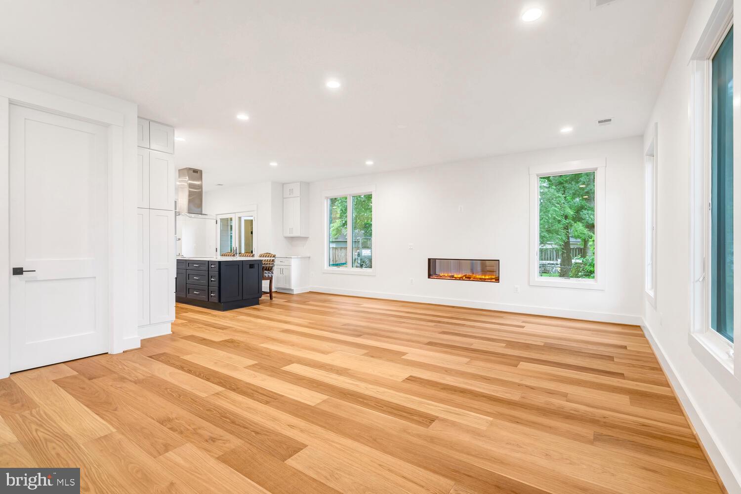 BELMONT - Residential