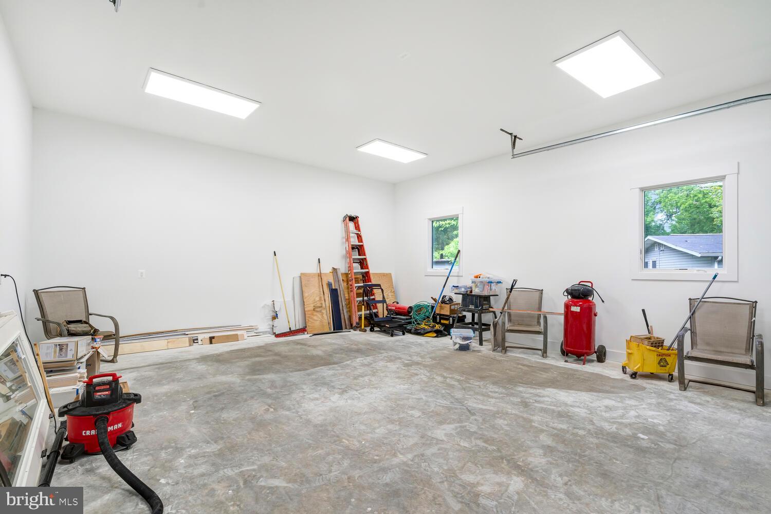 BELMONT - Residential