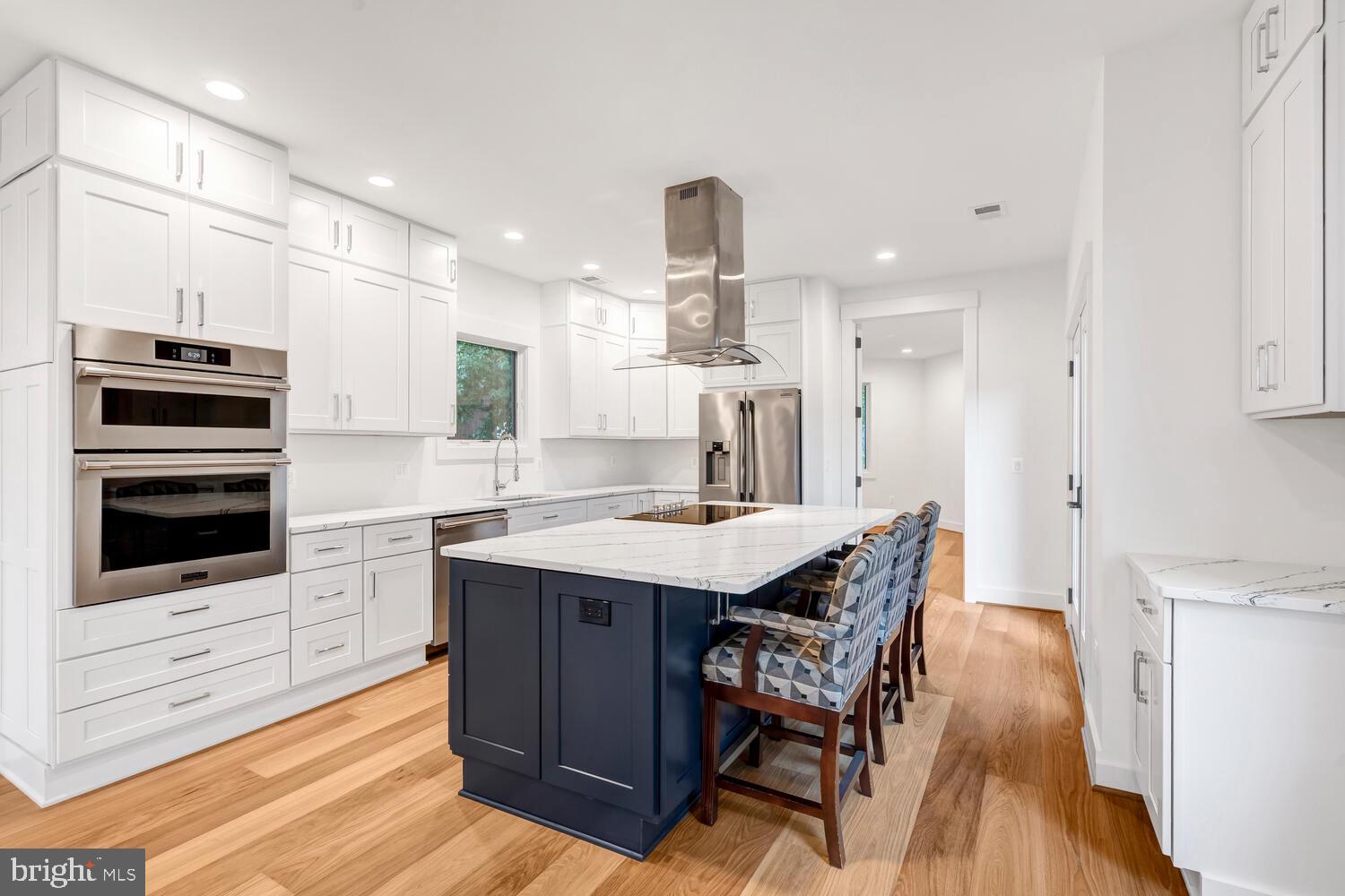 BELMONT - Residential