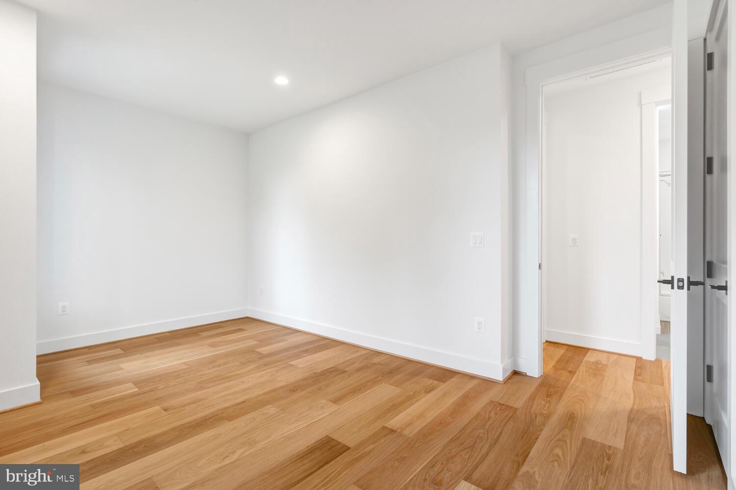 BELMONT - Residential