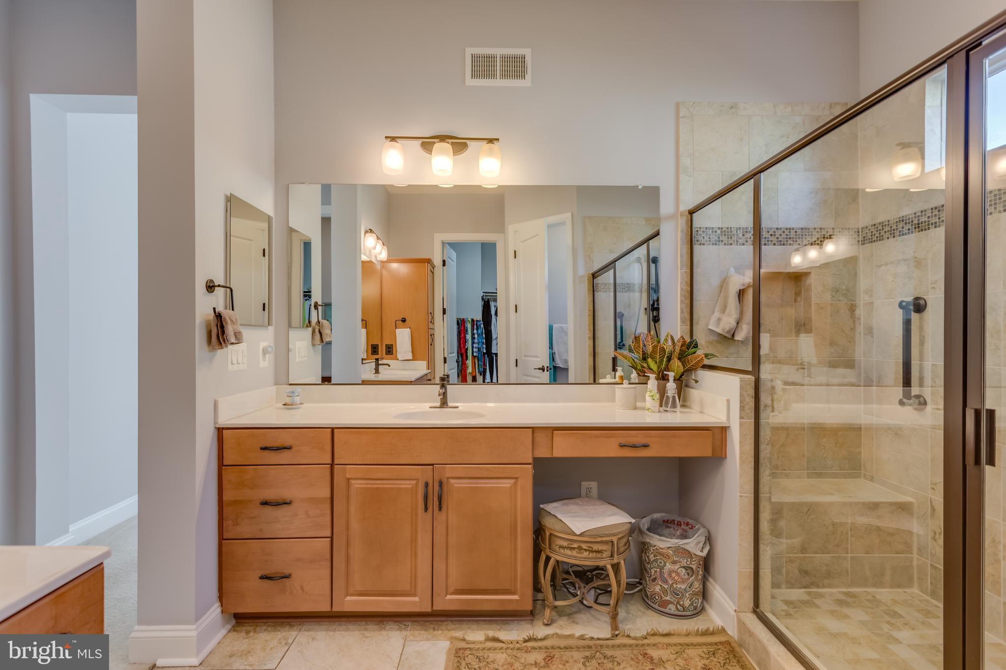 SHENANDOAH, LAKE FREDERICK - Residential