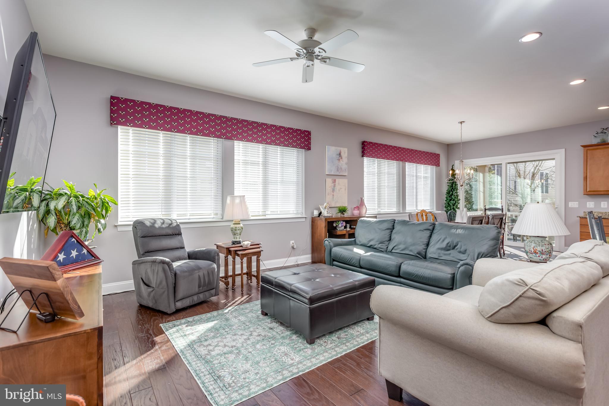 SHENANDOAH, LAKE FREDERICK - Residential