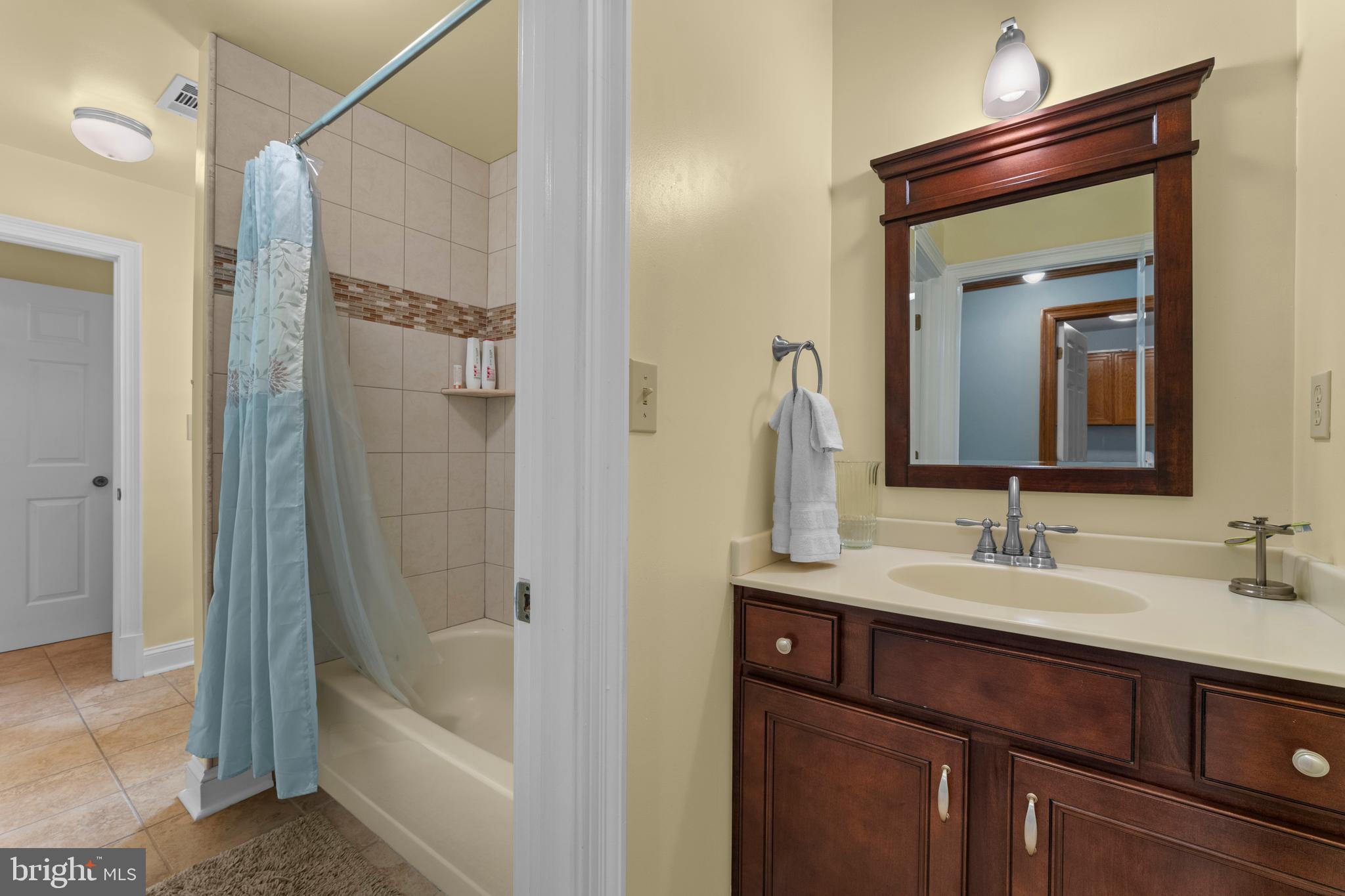 SNOW HILL - Residential