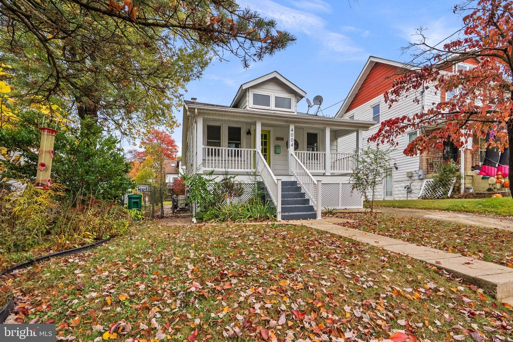 Photo of 4004 Ingraham St, HYATTSVILLE, MD 20781 (MLS # MDPG2181618)