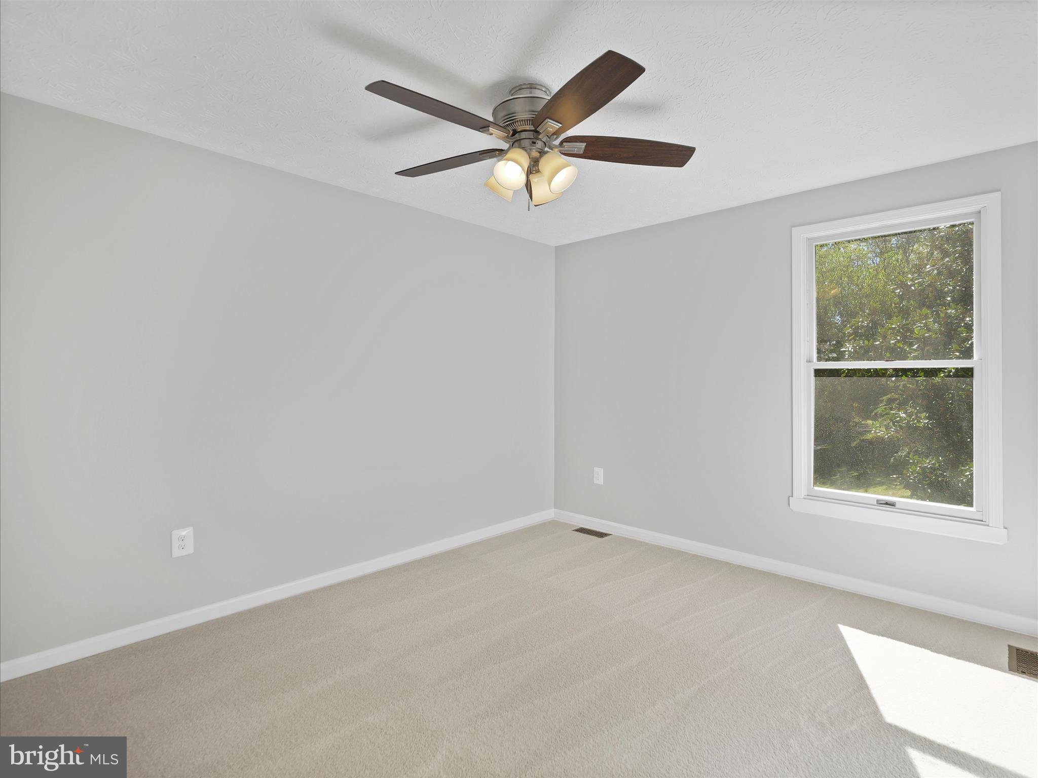 MOUNT HEBRON - Residential