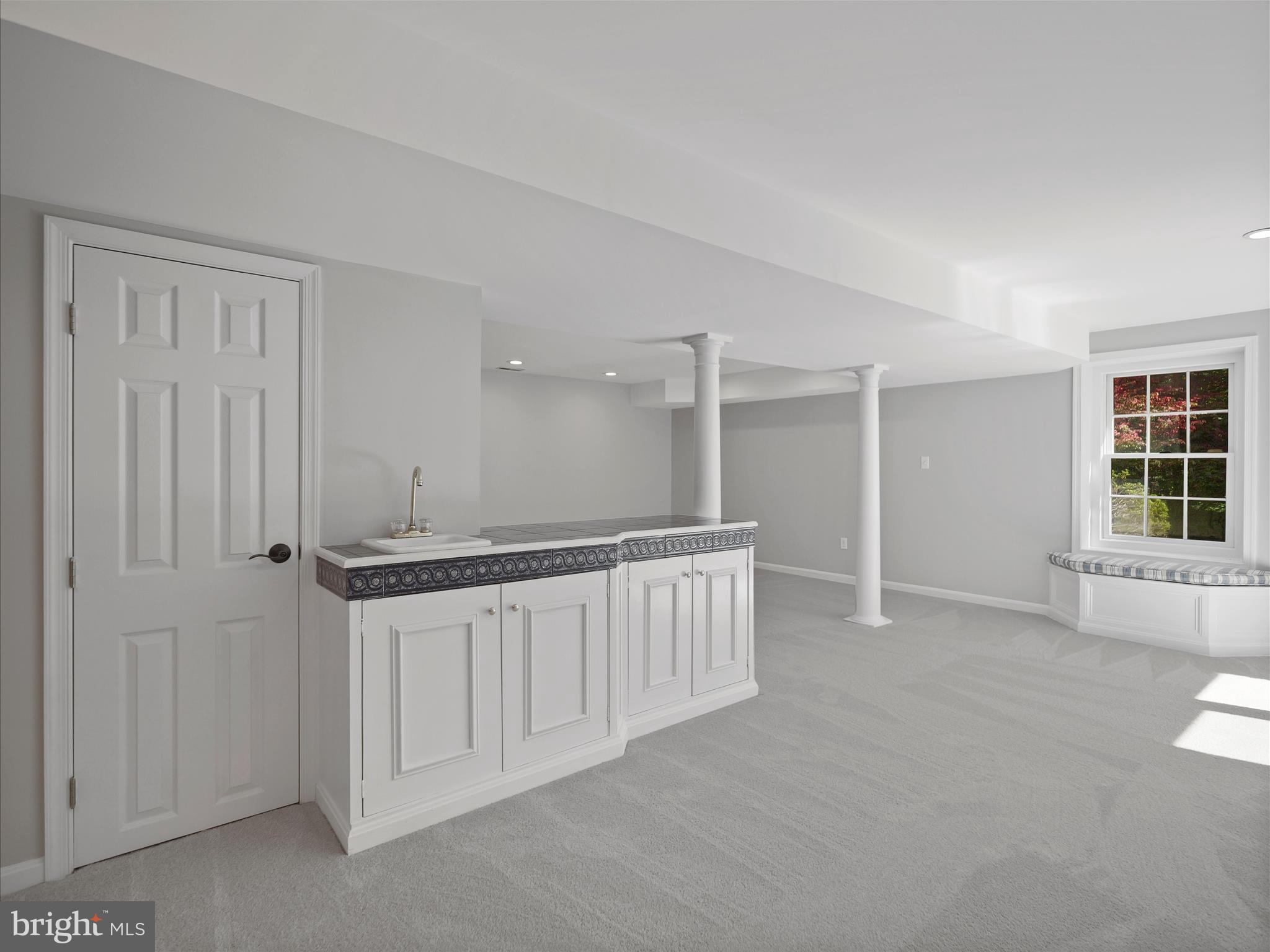 MOUNT HEBRON - Residential