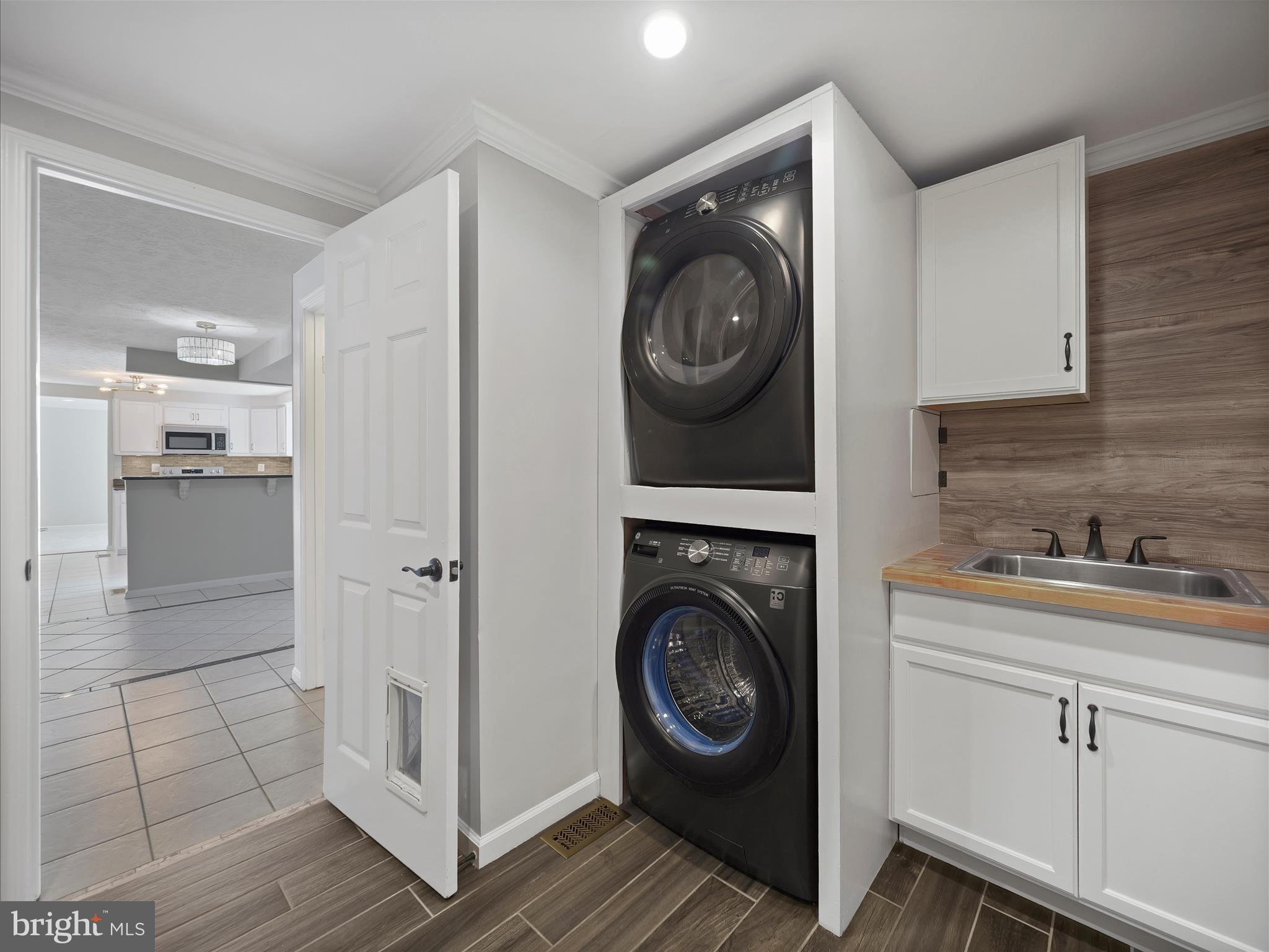 MOUNT HEBRON - Residential