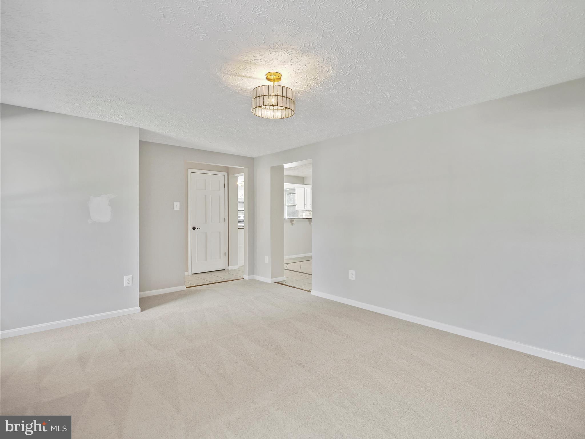 MOUNT HEBRON - Residential