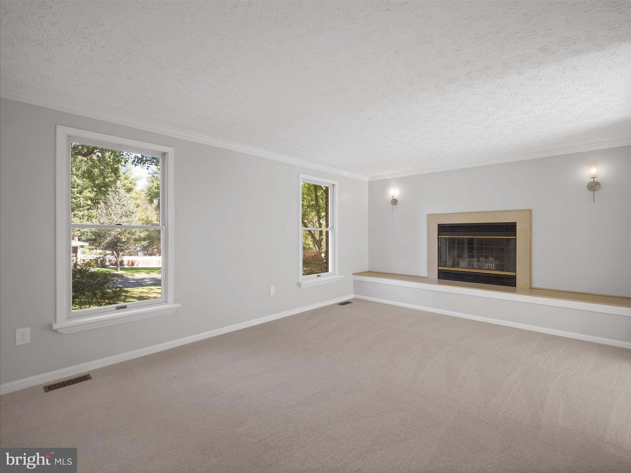 MOUNT HEBRON - Residential