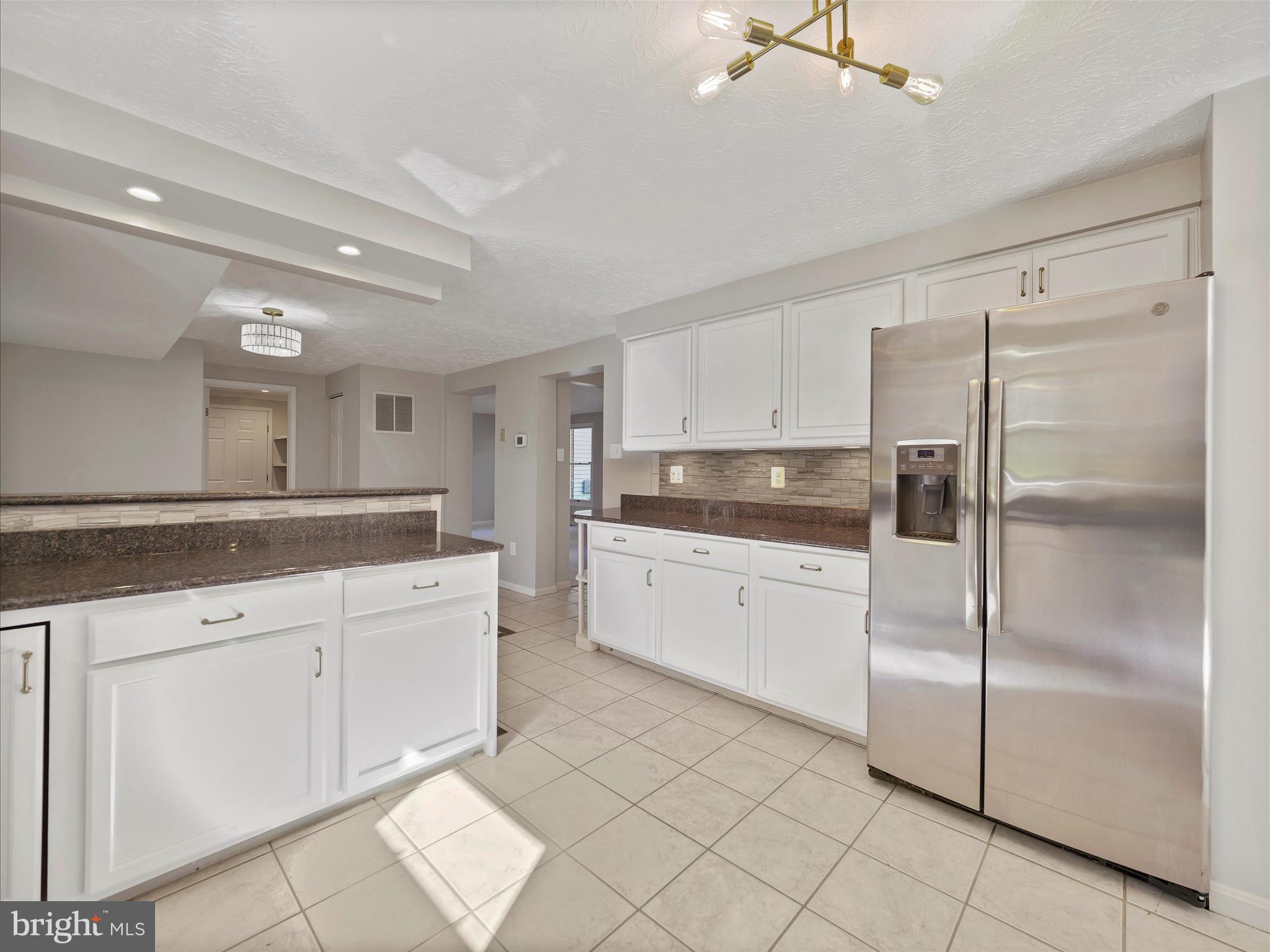 MOUNT HEBRON - Residential