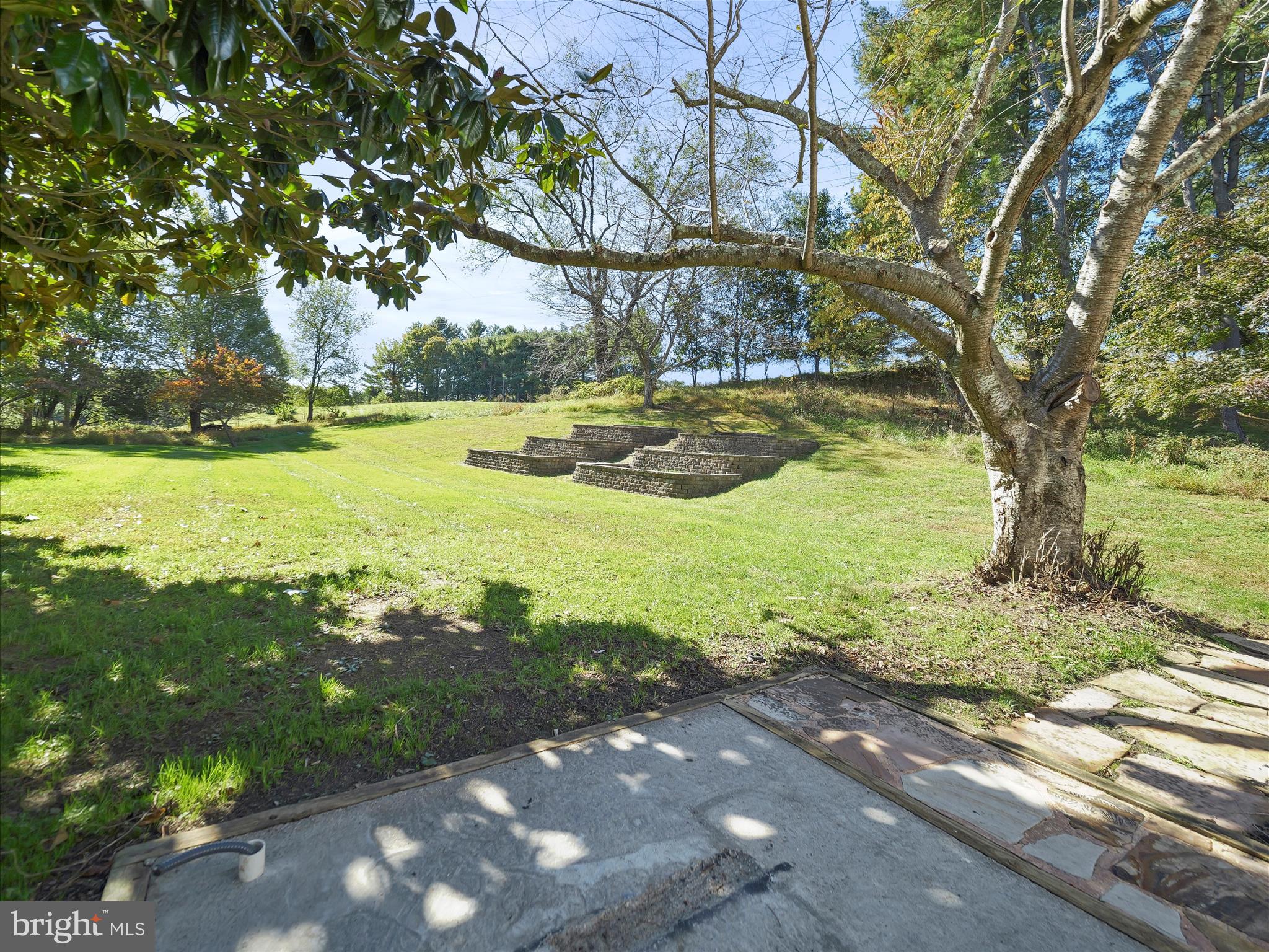 MOUNT HEBRON - Residential